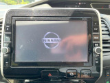 【大画面ナビ】人気の大型9インチナビを装備。存在感のある大画面はインパクト大!ナビ利用時のマップ表示は見やすく、テレビやDVDは臨場感がアップ!いつものドライブがグッと楽しくなります♪