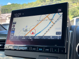 Gathers9インチナビ付きでフルセグ・DVD再生・Bluetoothなど付いてとても便利な車両です♪