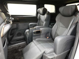 ゆとりある広々とした車内空間は、ドライブを始め買い物やレジャーなど、幅広く活躍します。一人でもみんなとでもお出かけを楽しみましょう!
