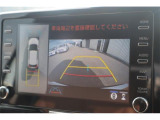 全周囲モニター付で、車庫入れも駐車もラクラクです。