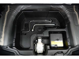 もしもの時のパンク修理キット。空気バルブに薬剤を入れて電動コンプレッサで空気を送り込むだけなので危険な作業や体力が少なくてすみます。ですがあくまで応急処置の為本修理が必要です。