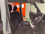 ご覧いただきありがとうございます!安心保証付きの展示車を多数揃えておりますのでお気軽にお尋ねください。