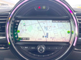 ●MINI純正ナビ:一体感のあるナビは、高級感ある車内を演出してくれます。Bluetooth再生などオーディオ機能も充実しておりますので、運転もより楽しめます♪