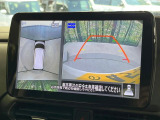 【アラウンドビューモニター】専用のカメラにより、上から見下ろしたような視点で360度クルマの周囲を確認することができます☆死角部分も確認しやすく、狭い場所での切り返しや駐車もスムーズに行えます。