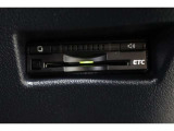 高速道路走行の料金所をノンストップで通過できるETCを装備!※ ETCカードのお申し込みも当社にお任せ下さい!