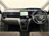 ★いつでも気持ちよく運転できて、使い勝手のいい収納や体をケアするシート、細部にまでこだわったインテリア♪