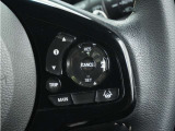 ◆アダプティブクルーズコントロール◆予め設定した車速内でクルマが自動的に加減速。前走車との適切な車間距離を維持しながら追従走行します。【LKAS】車線維持支援システムでステアリング操作を支援。