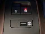 CVTの走行フィールを変更するスイッチです。