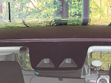 【トヨタセーフティセンス】走行中に前方の車両等を認識し、衝突しそうな時は警報とブレーキで衝突回避と被害軽減をアシスト。より安全にドライブをお楽しみいただけます。