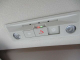 日産コネクトS0S装備されてます。(SOSコール使用するには申し込みが必要です。)