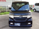 お客様に安全で快適なカーライフをお送りいただくために、中古車にも高いレベルの品質基準を設け、その基準に従って、全ての中古車について納車前整備を実施しています。