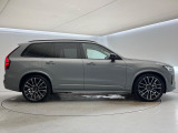 全国のVOLVOからお取り寄せが可能※!遠方の店舗に展示してあるクルマが気になる場合も、最寄りの店舗でご購入ただくことが可能です!是非私たちに要望をお聞かせください!※別途費用