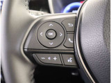 運転中、オーディオの操作をしてて、ハッとしたことはありませんか?ステアリングスイッチは、運転中でもハンドルでオーディオの操作が可能です。