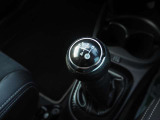 5速マニュアルミッション!切替もしやすく操作性を楽しみながら運転頂けます♪