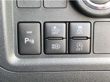 安全装備スマートアシストⅢ搭載!※ドライバーの判断を補助し、事故被害の軽減を目的としていますので、装置を過信せず安全運転を心掛けましょう!