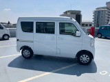 ご遠方のお客様には専門業者を介した陸送納車サービスがございます【※有料】。 お住まい・お届けご希望ご希望の地域をご連絡頂ければ輸送費用のお見積りと輸送期間の目安をご案内させていただきます。