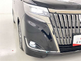 フォグランプ装着車です。暗い夜道の車両前方を明るく照らします