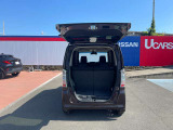 ラゲッジスペースも広々していて荷物もたくさん載りそうです。普段のお買い物もこれだけのスペースがあれば安心です。