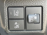【車線維持支援システム】高速道路走行時、車線からはみ出しそうな時にステアリングを制御。より安心・安全な運転をサポートしてくれます!
