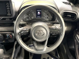 インテリアに合わせたデザインのステアリングは、運転される方のことも考え、運転しやすい形状、大きさです。是非一度、実際に触ってお確かめください。