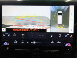 バックガイドモニターで、後方を確認しながら安心して駐車することができます。運転初心者も熟練者も必須の機能ですよ!