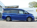 車輌右横になります!車両販売や買取、車検、点検その他一般整備、板金修理、任意保険などなどお車のことならなんでもお任せください!整備や修理もお安く頑張らせて戴きます!