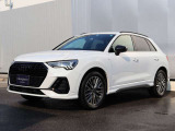 ブラックAudi Rings&スタイリング装着車。細部までブラックパーツで統一された洗練のスタイル。