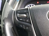 ステアリングスイッチ付きで手元でオーディオの音量調整などが出来ます!
