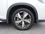 SUBARU認定U-Carは、全車12ヶ月点検、車検などの法定点検を実施。スバル専門メカニックが確かな技術で最大88項目にわたりチェックしており品質、安心を支えます!