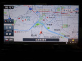 SDナビを装備。タッチパネル式で使いやすく、お出かけもラクラクです。