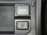 【充電用USB端子】デバイスの充電に便利です。※実際の接続端子は写真で確認or店舗までご気軽にお問合せください♪