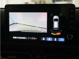 バックカメラ搭載です!車庫入れが苦手な人はもちろん、車両感覚に自信がある人にもお勧めです!見えない箇所が見えるようになるので、低い障害物や隠れてしまっている子供の存在等にも気付く事が出来ます。
