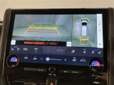 いまや必須装備「ナビゲーション」搭載!知らない場所にスイスイッとドライブ。もう、これなしではハンドルを握れませんね!でも運転中の操作は危険ですのでご注意ですね☆