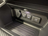 運転席・助手席シートヒーター付き♪お尻や腰回りを温めてくれますよ(^^♪