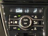 車内空調は&rdquo;AUTOエアコン&rdquo;にお任せ。運転に集中出来ますよ!