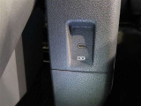 USBの充電ソケットも付いています!