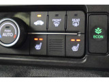シートヒーター装備付き車!!座席に埋め込まれた電熱線によりシートを暖めることが出来る装備で、温められたシートは、寒い冬には最適です!!