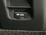 当社でご購入していただいた全ての車両はご納車前に、しっかり点検・整備してからのご納車になります。点検部位はエンジンオイル交換・ワイパーゴム・ブレーキ点検・調整・その他を確認の上ご納車致します。
