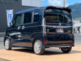 弊社ではメンテナンスパックをご用意しております。プロの目でしっかりチェックしたお車ならロングドライブも安心、うっかり忘れがちなメンテナンスも事前に案内状やお電話で時期をお知らせいたします。