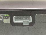【スズキ セーフティサポート】走行中に前方の車両等を認識し、衝突しそうな時は警報とブレーキで衝突回避と被害軽減をアシスト。より安全にドライブをお楽しみいただけます。