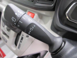 ダイハツディーラーでは「ダイハツ認定中古車」という基準を設け、車選びに詳しくないお客様でも「安心して選べる」をご提供しています。