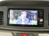 【テレビ視聴】休憩中などにテレビも楽しめます。車内でのちょっとした待ち時間も退屈させません。