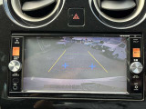 バックモニター付きで見えにくい後方も映像で確認できるので駐車が苦手な方でもスムーズに車庫入れができます。
