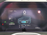 電費情報の確認や先進技術の設定がメーター内のモニターで簡単にできちゃいます☆
