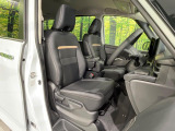 運転席シート廻りは使用感も少なく、良好な状態となっています。丁寧に使われていたことがよくわかりますね。