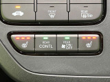 【シートヒーター】寒い日に重宝するシートヒーター!エアコンより早く温まってくれるので寒がりの人も安心ですね♪エアコンの温風は乾燥するから苦手、という方にもをおすすめです。