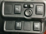 運転席スイッチ部 安全装備もばっちりで安心です。