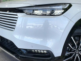 【シーケンシャルターンランプ付きLEDヘッドライト】人気の『流れるウィンカー』付きのLEDヘッドライトを装備♪高級感はもちろん、点灯時は存在感たっぷりで他車からも認識されやすく安心です。