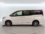 ノア 1.8 ハイブリッド Si W×B 