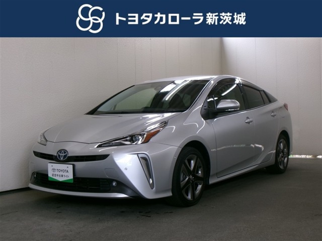 トヨタ プリウス 